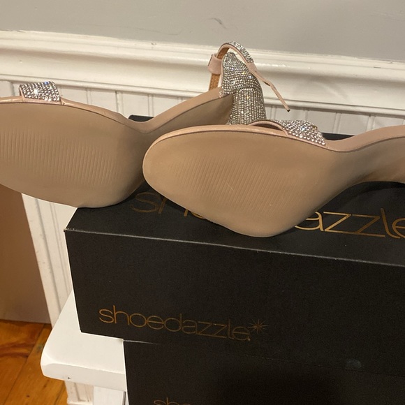 Womens size 11 4” rhinestone heels - Picture 2 of 3